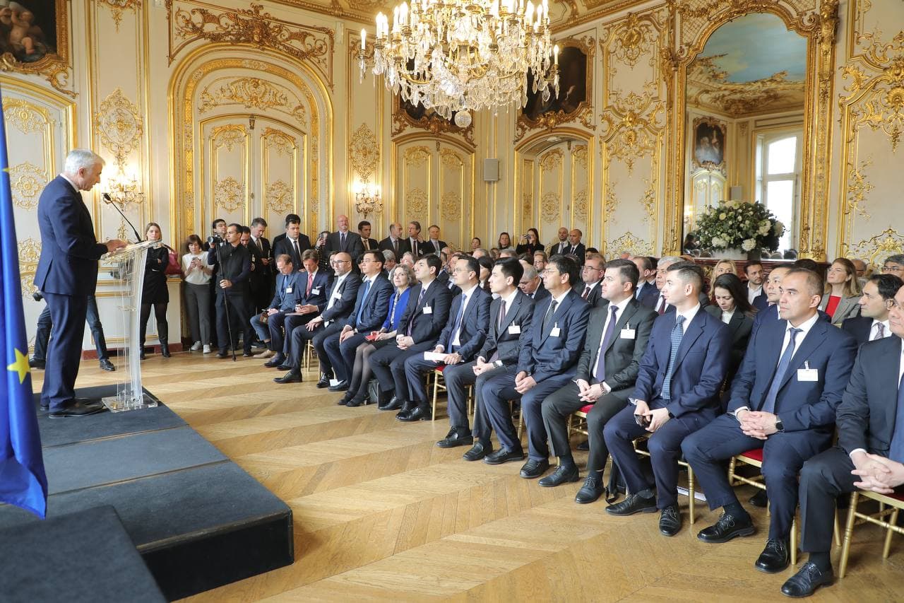 Parijda Fransiya-O‘zbekiston biznes-forumi bo‘lib o‘tdi