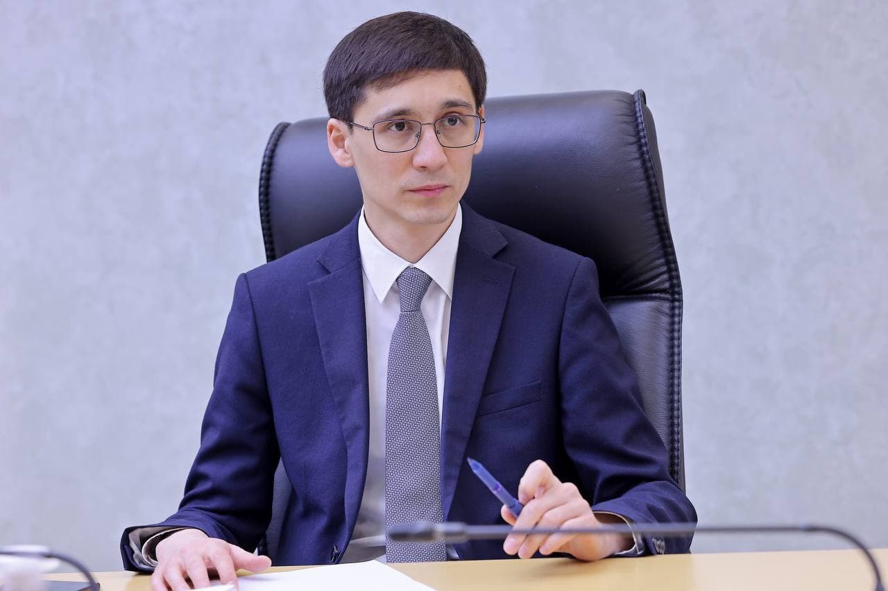 A meeting was conducted at MIIT with representatives from ADQ and Plenary Group companies