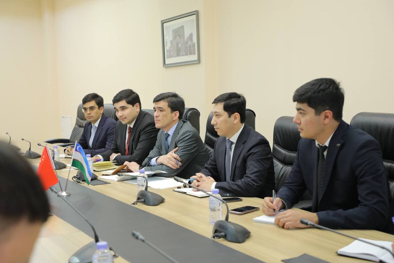 В Министерстве инвестиций, промышленности и торговли Республики Узбекистан состоялась встреча с представителями одной из ведущих китайских компаний — Nanning Jianning Water Investment Group.