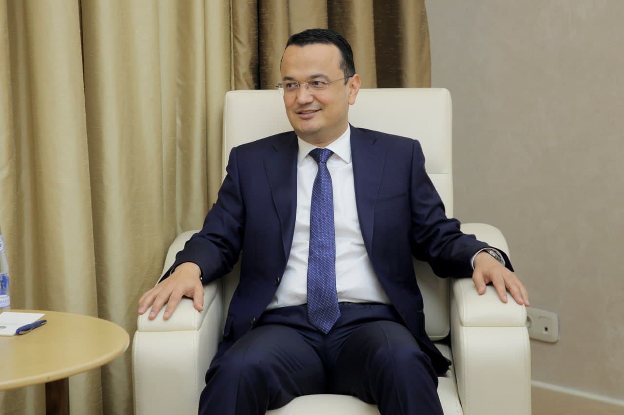 ISSV rahbari Laziz Kudratov Fransiya Respublikasining Favqulodda va Muxtor Elchisi Aurélia Bouchez bilan uchrashdi