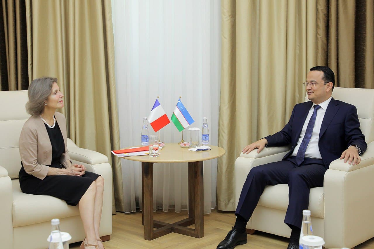 ISSV rahbari Laziz Kudratov Fransiya Respublikasining Favqulodda va Muxtor Elchisi Aurélia Bouchez bilan uchrashdi