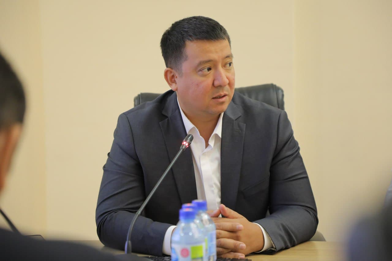 Seminar-Training for New Young Employees Held at the Ministry of Investments, Industry, and Trade