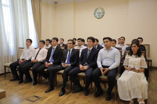 Seminar-Training for New Young Employees Held at the Ministry of Investments, Industry, and Trade