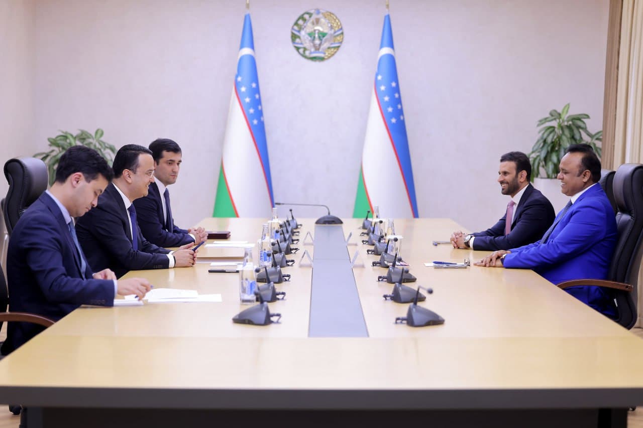 O‘zbekiston Investitsiyalar, sanoat va savdo vaziri va Allied Green Ammonia boshqaruvi raisi bilan Xorazmda aviatsiya yoqilg‘isi loyihasi bo‘yicha uchrashuv