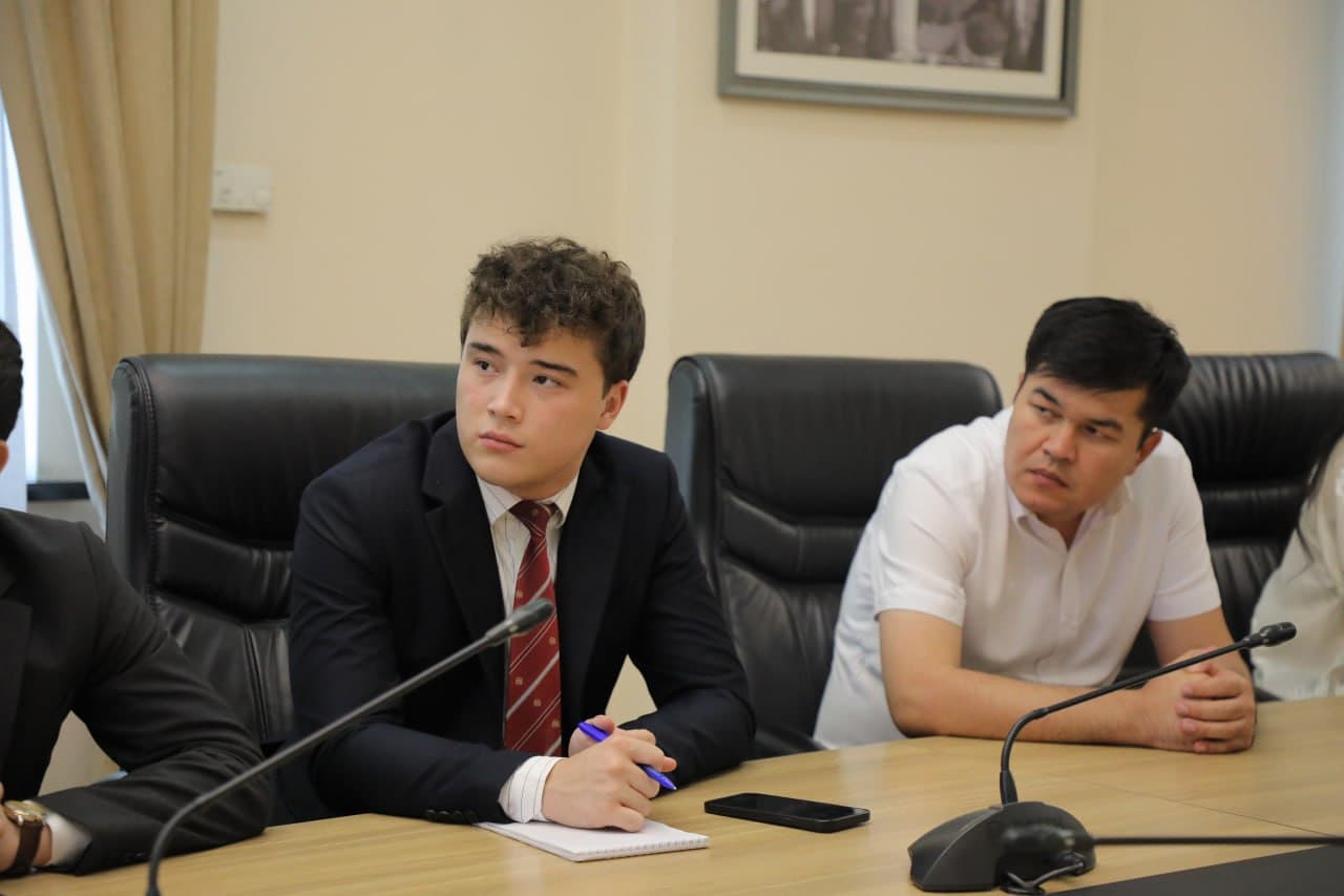 Seminar-Training for New Young Employees Held at the Ministry of Investments, Industry, and Trade