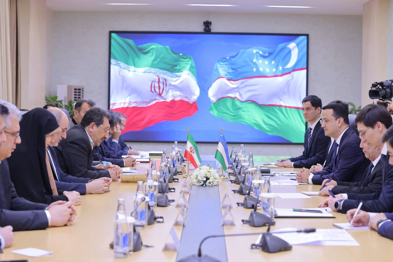 Minister of Investment, Industry and Trade Discussed with the Minister of Industry, Mines and Trade of the Islamic Republic of Iran the Further Expansion of Trade and Economic Relations
