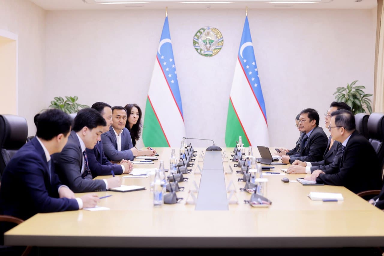 Investitsiyalar, sanoat va savdo vaziri Proton Holdings kompaniyasi vitse-prezidenti bilan sanoat sohasidagi hamkorlikni kengaytirish masalalarini muhokama qildi