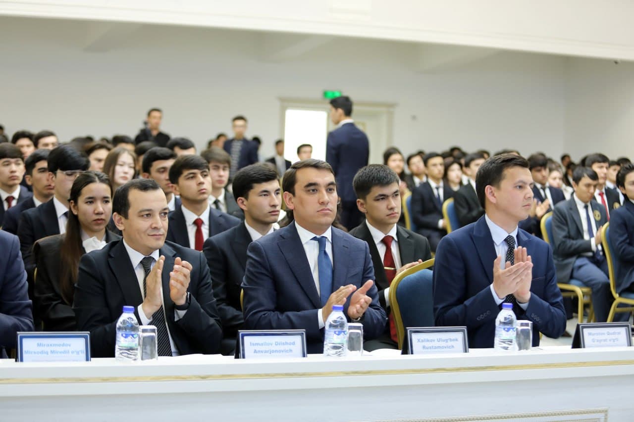 Akram Aliyev Engages Youth at TSUE on Career Development and Economic Reforms