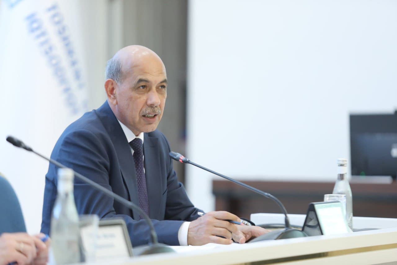 Akram Aliyev Engages Youth at TSUE on Career Development and Economic Reforms