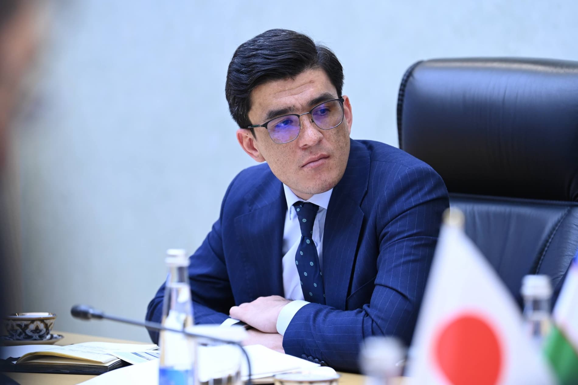Investitsiyalar, sanoat va savdo vaziri Laziz Kudratov Yaponiya Bosh vazirining maxsus maslahatchisi Yoshimasa Uno bilan muzokaralar o‘tkazdi