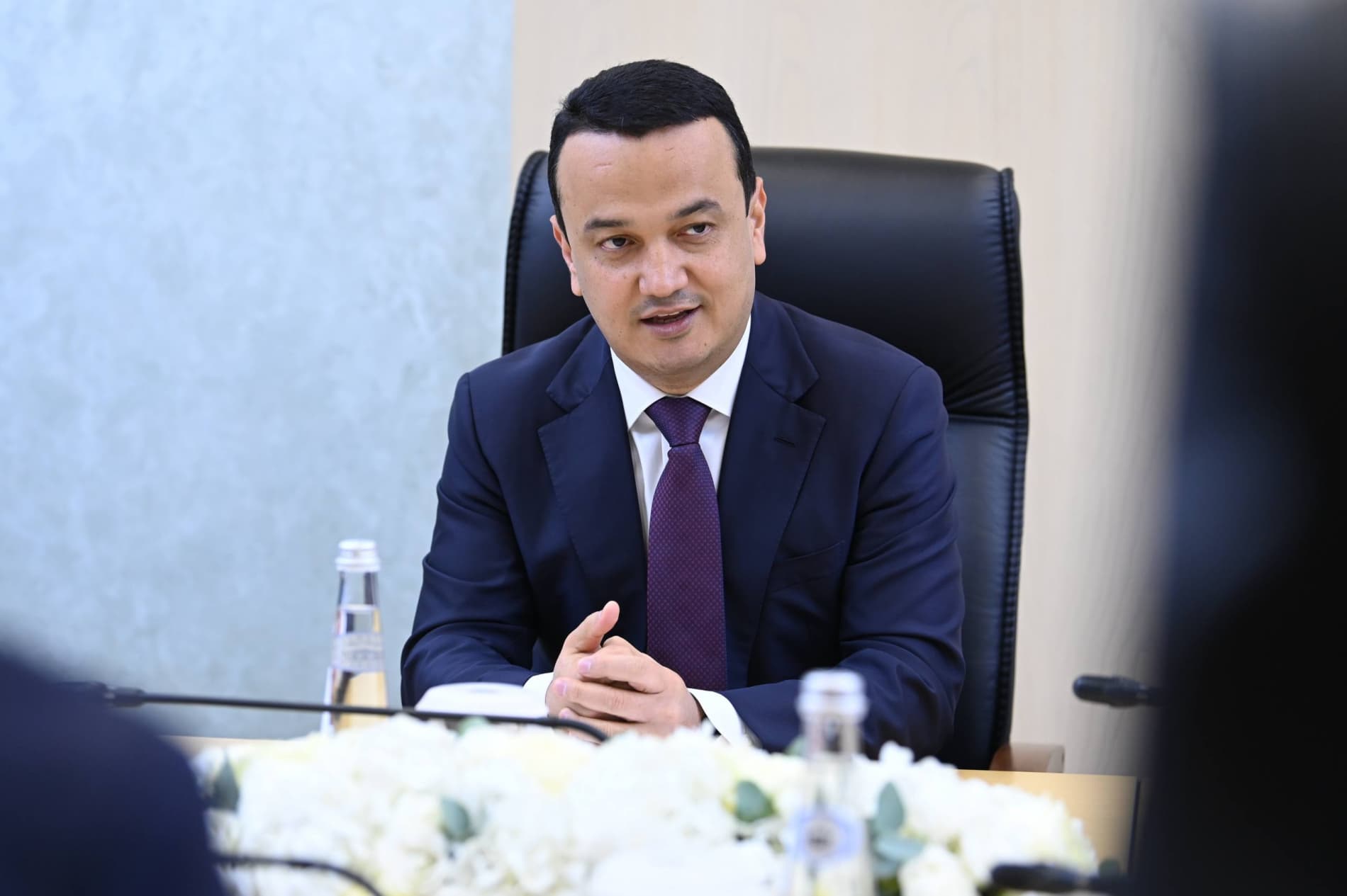 Investitsiyalar, sanoat va savdo vaziri Laziz Kudratov Yaponiya Bosh vazirining maxsus maslahatchisi Yoshimasa Uno bilan muzokaralar o‘tkazdi