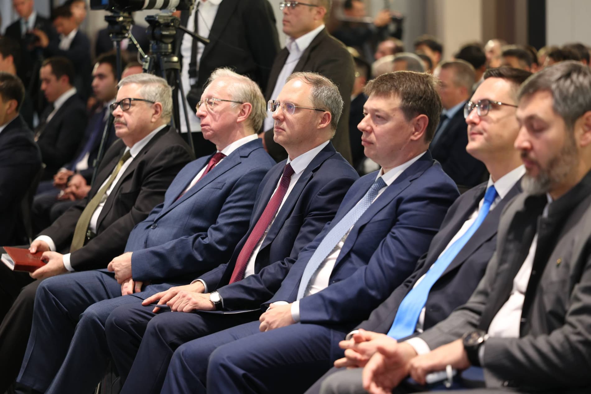 Регионы Узбекистана и России расширяют промышленную кооперацию и прямые деловые связи