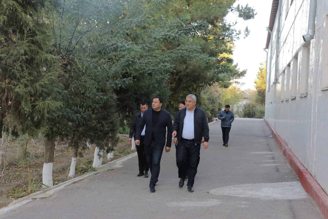 Xovos, Mirzaobod va Oqoltin tumanlari dual ta'lim bo'yicha o'zaro hamkorlik qiladi