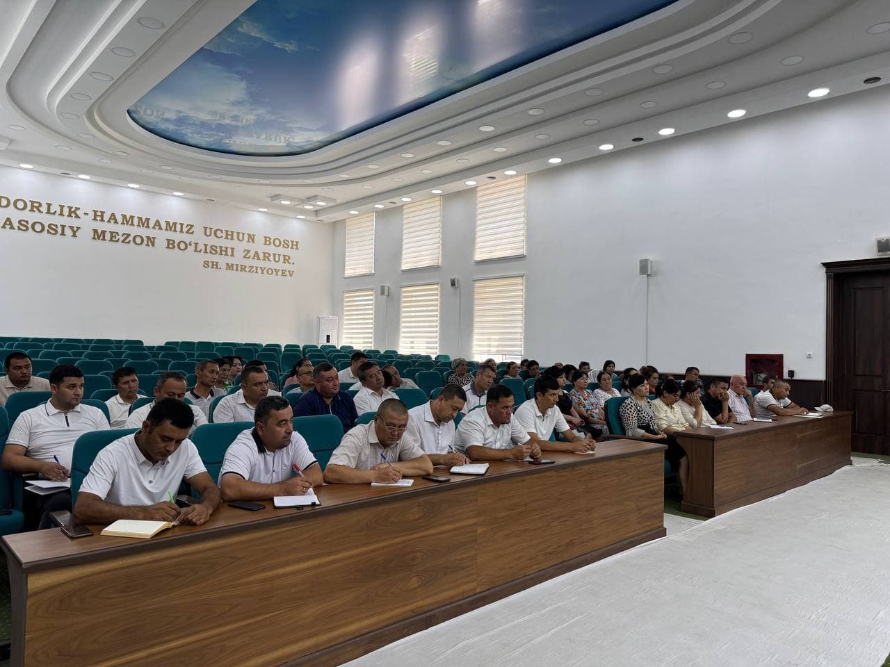 Xovosda ta’lim muassasalarida korrupsiyaga qarshi yig‘ilish o‘tkazildi