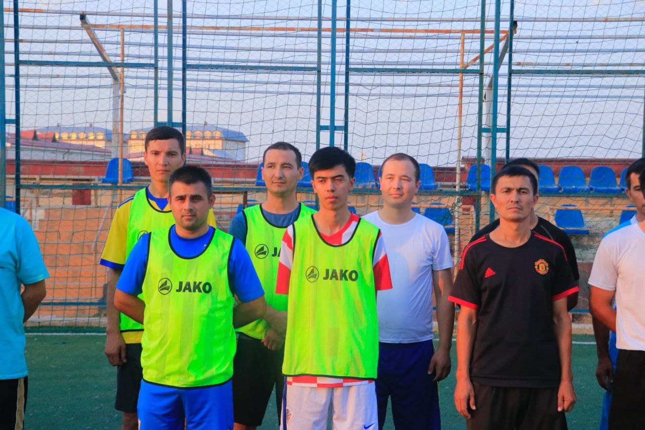 ⚡️ Xovos tumanida 🖐 "Besh tashabbus olimpiadasi" doirasida sportning "Mini futbol" turi bo‘yicha Idora va tashkilot hodimlari o'rtasida musobaqaning tuman bosqichida g‘oliblari aniqlandi.