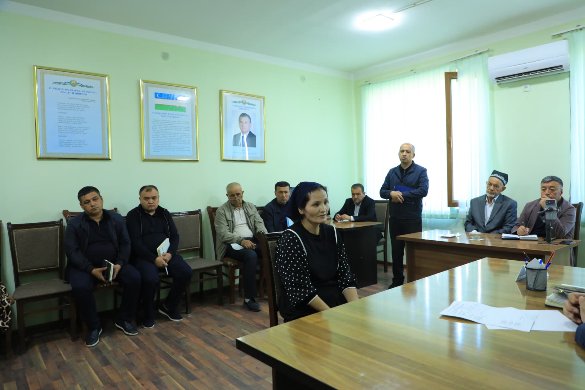 Samad Xasanov fuqarolarni qabul qilib, muammolarini tingladi