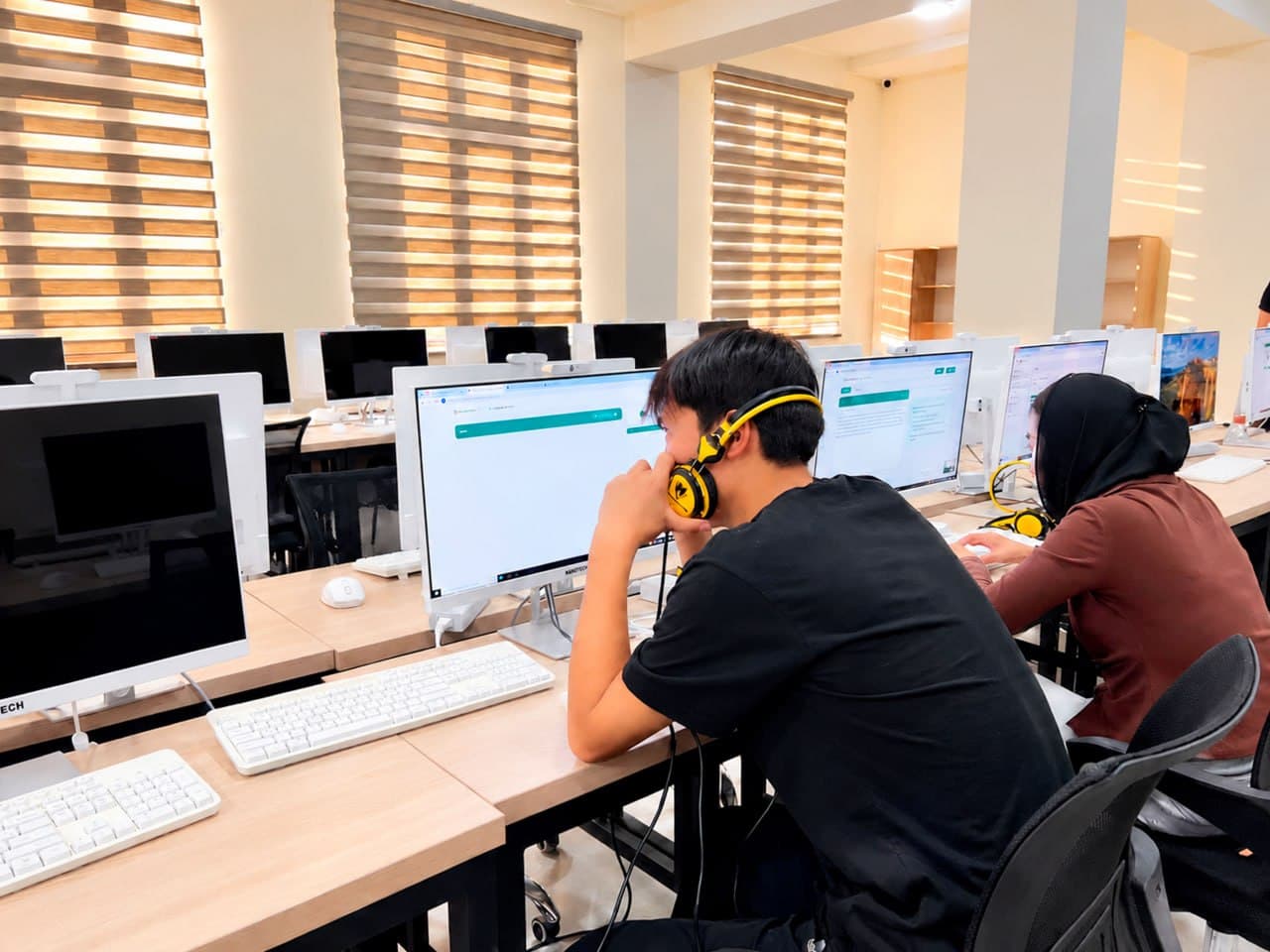 A Test Examination Was Conducted to Assess and Certify Proficiency in Uzbek as a Foreign Language