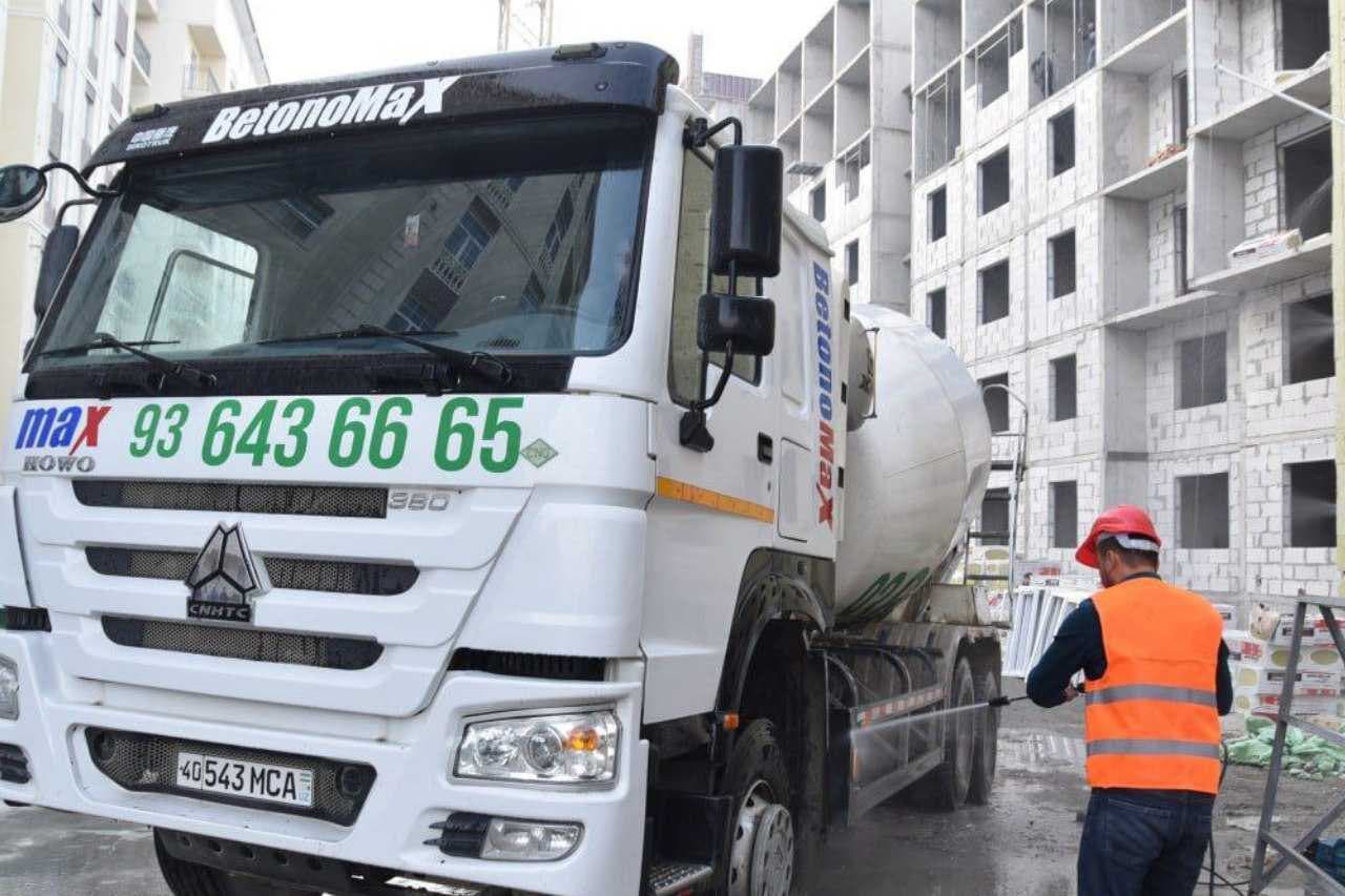 Measures to reduce dust particles at construction sites are being strengthened in Fergana.