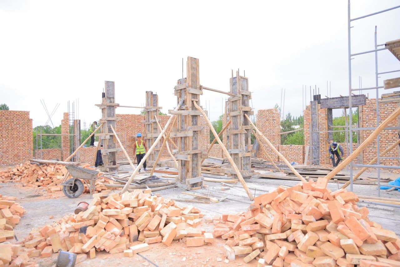 Namangan viloyati Qurilish va uy-joy kommunal xo‘jaligi sohasida hududiy nazorat qilish inspeksiyasi xodimlari tomonidan viloyat hududidagi qurilish obyektlarida monitoring ishlari izchil davom ettirilmoqda.