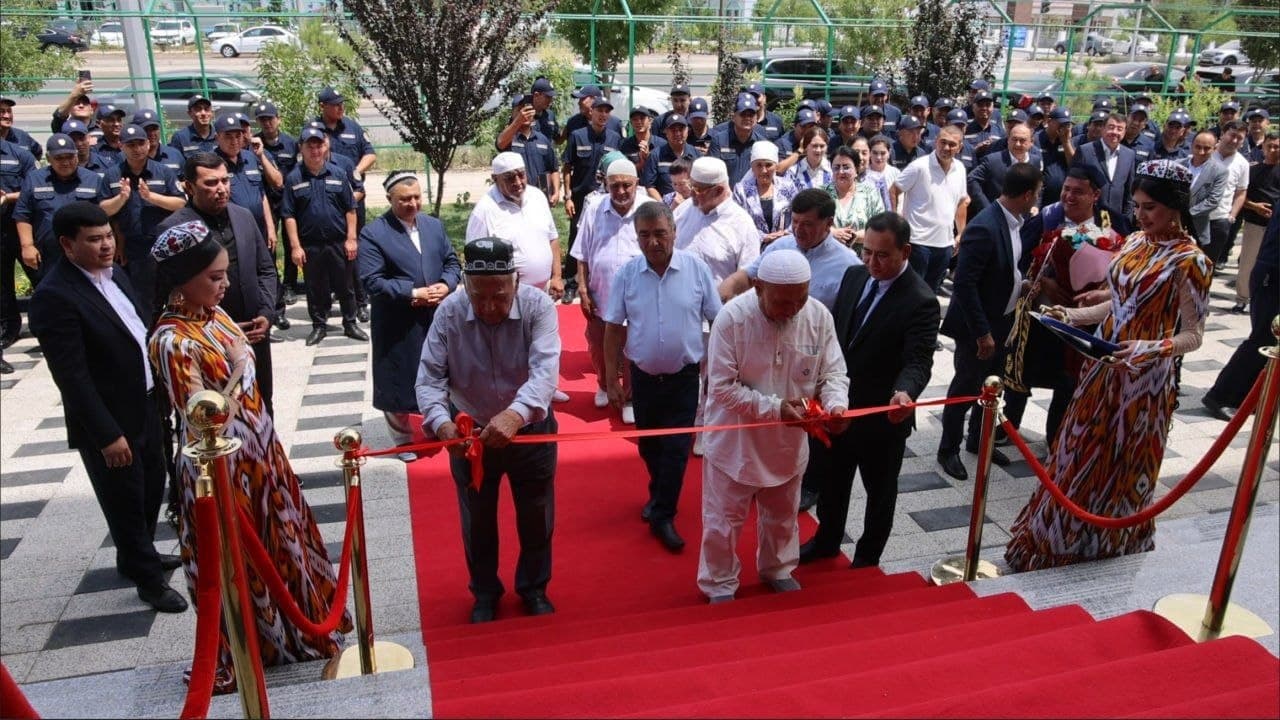 The grand opening ceremony of the new administrative building of the Tashkent regional territorial inspection for construction and housing and communal services was held.