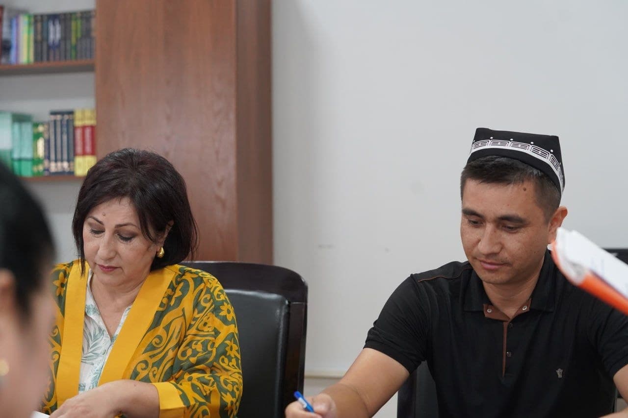Employees of the Inspection for Supervision of Construction and Housing and Communal Services actively participated in the next “Political and Enlightenment Hour” in national costumes.