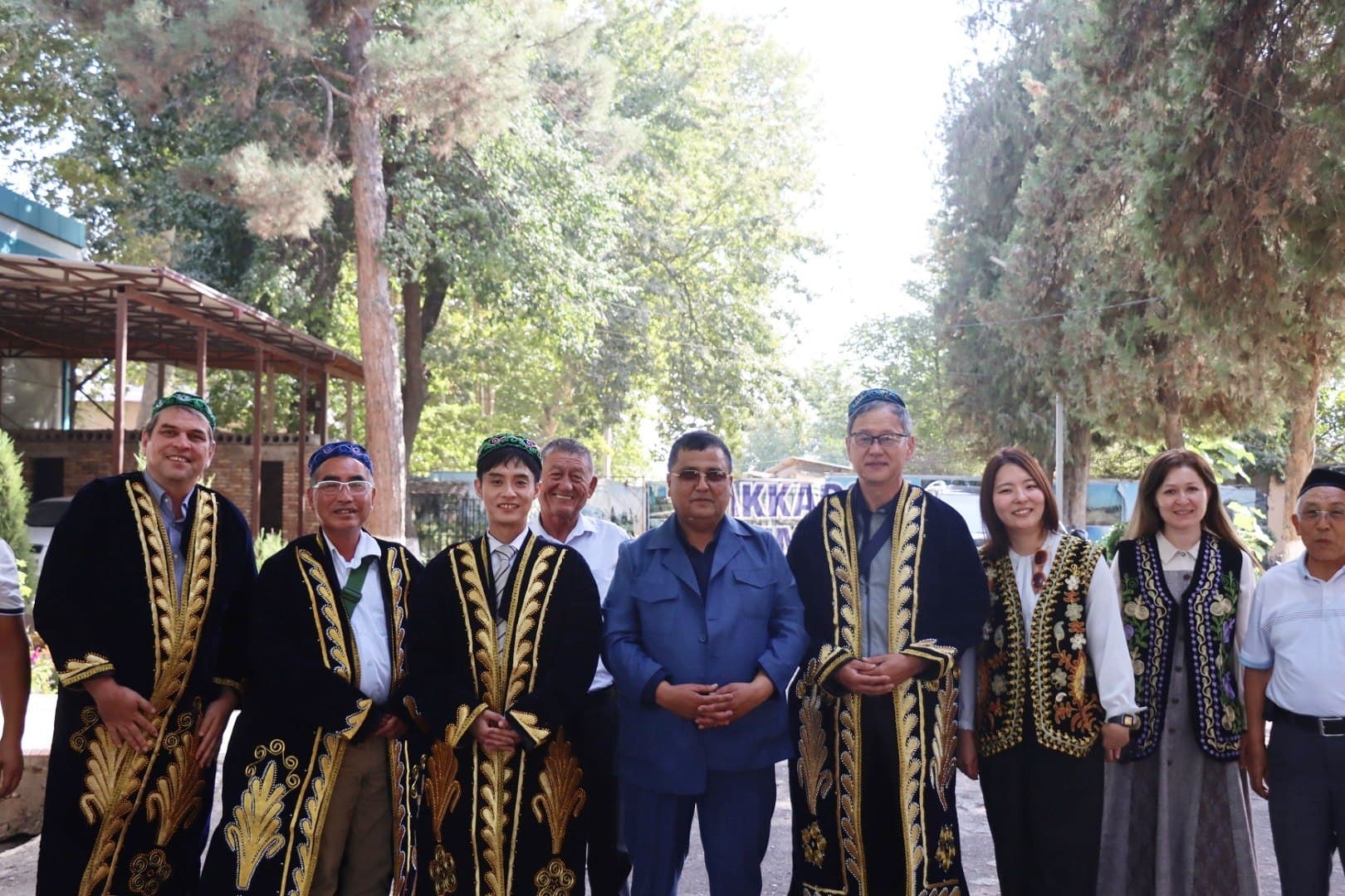 Yakkabog‘ tumanida Qizilmiya yetishtirish bo‘yicha xalqaro hamkorlik loyihasi boshlandi