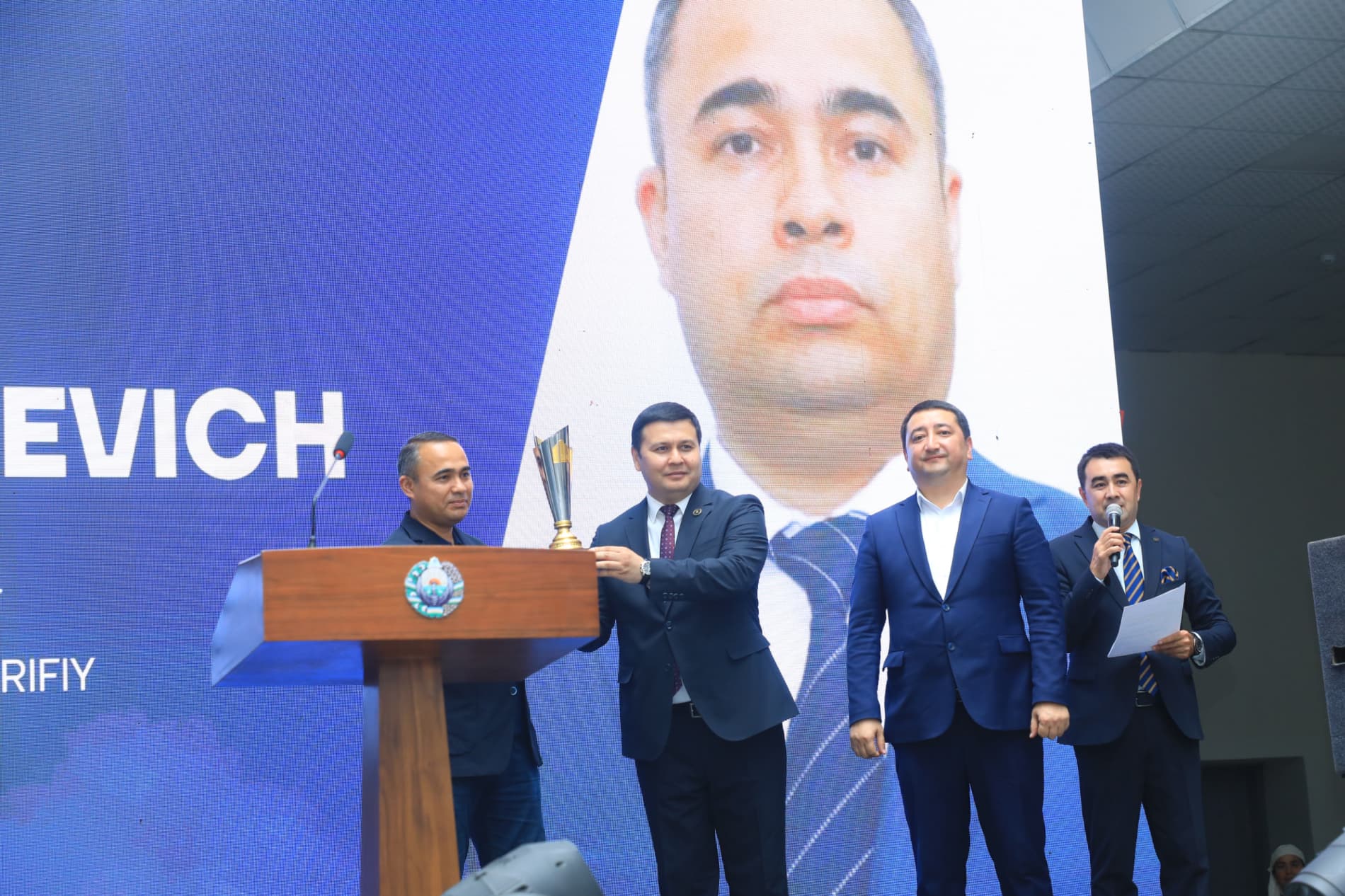 "Talaba Expo – 2026": Yoshlar bandligi va kelajagi sari muhim qadam
