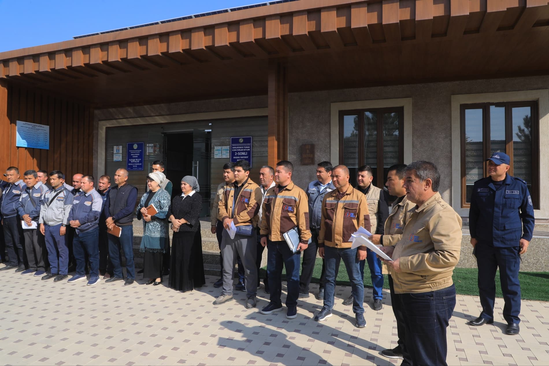 Orzu mahallasida kommunal qarzdorliklarni kamaytirish ishlari kuchaytirilmoqda