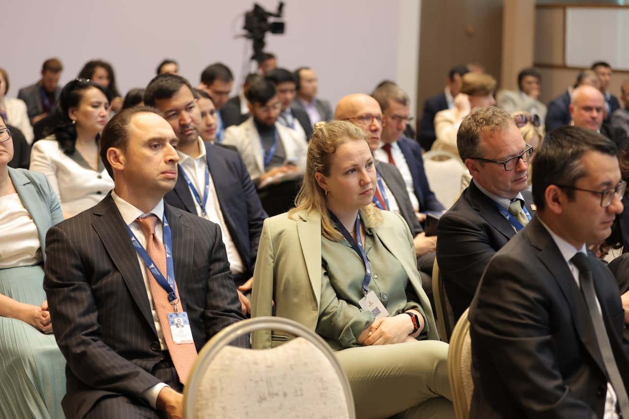 Xalqaro investitsiya forumi doirasida sun’iy intellekt mavzusiga bag‘ishlangan panel sessiyasi bo‘lib o‘tdi