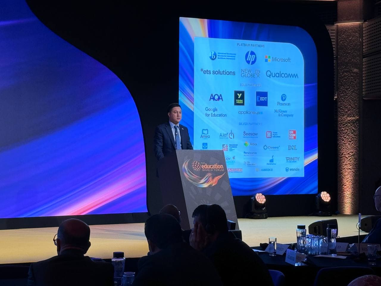 Londonda bo‘lib o‘tayotgan Jahon ta’lim forumi doirasida turli davlatlarning ta’lim tashkilotlari bilan muzokaralar olib borildi