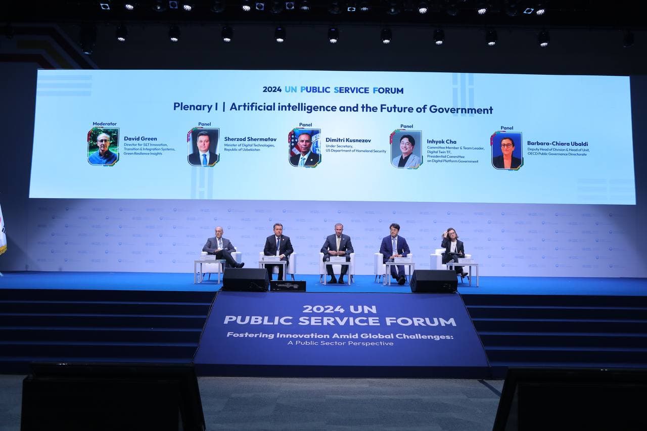 Panel Session: Minister Discusses Ongoing Digital Transformation Efforts and the Significance of Artificial Intelligence in Uzbekistan