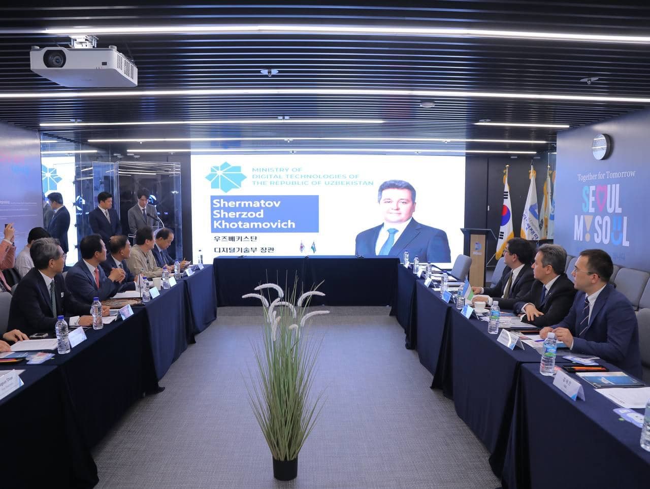 Seul shahrida O‘zbekiston – Koreya IT-biznes alyansi tashkil etildi va kelishuv imzolandi