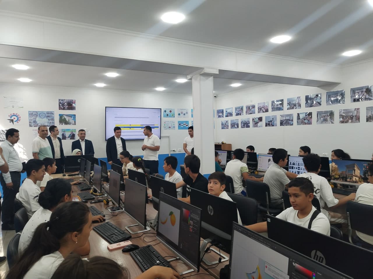 Navoiy viloyatida raqamli ta’limni yanada rivojlantirish masalalari ko‘rib chiqildi