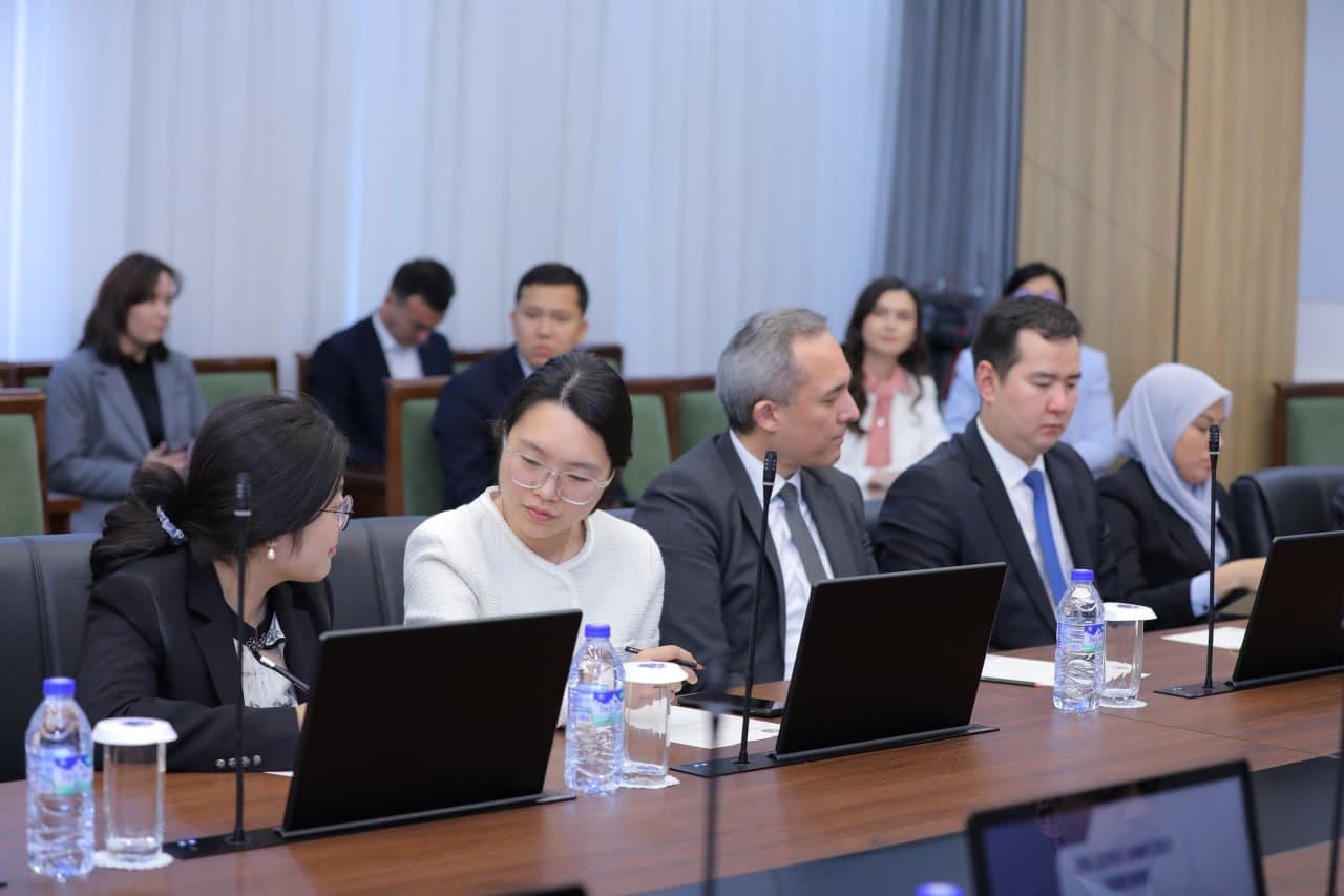 Samarqandda bo‘lib o‘tadigan Davlat xizmatlari forumiga tayyorgarlik doirasida brifing tashkil etildi