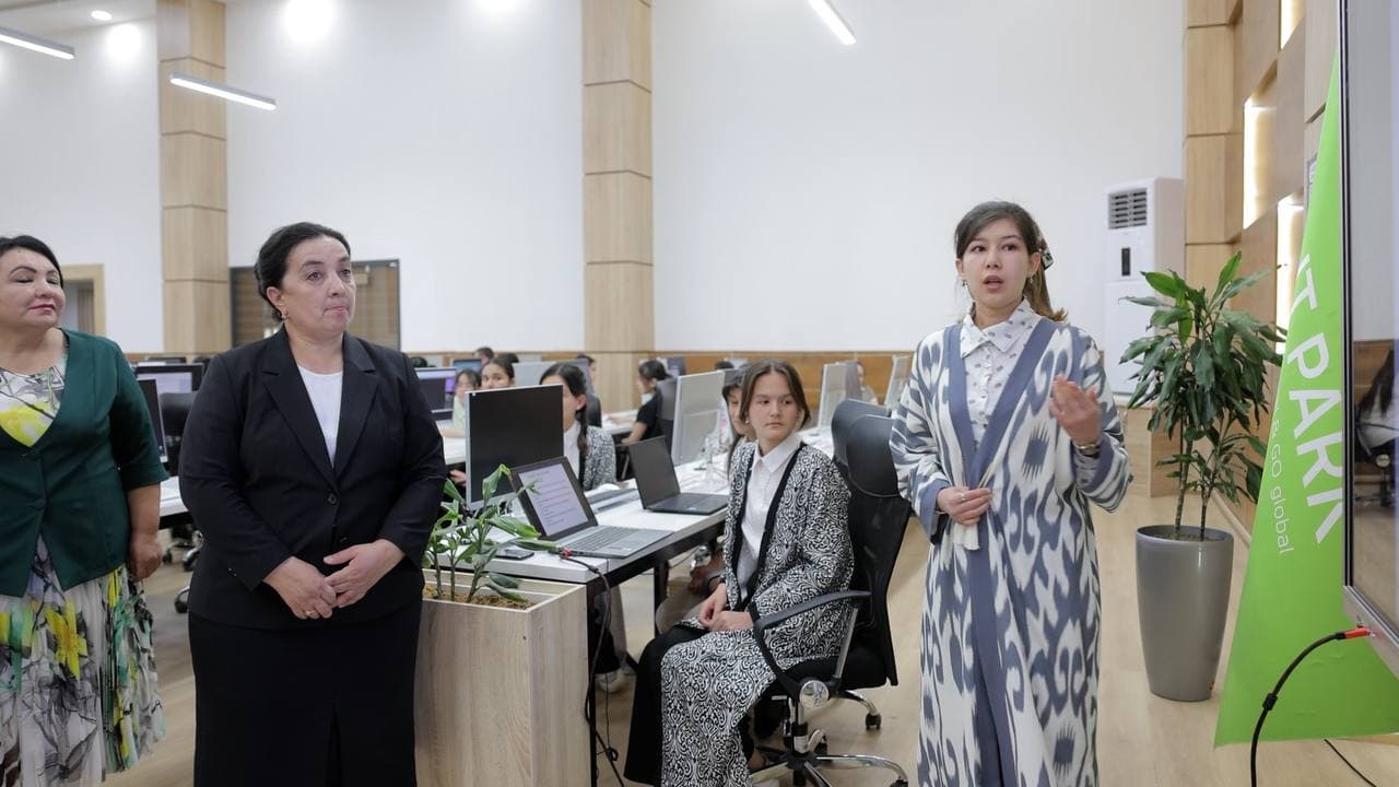 IT Park Xorazm filialida “Bunyodkor ayollar - 2025” xotin-qizlar festivali o‘tkazildi
