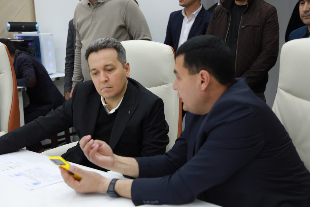 Urganch shahar hokimligining Yagona axborot tahlil monitoring markazini yanada rivojlantirish masalalari muhokama qilindi