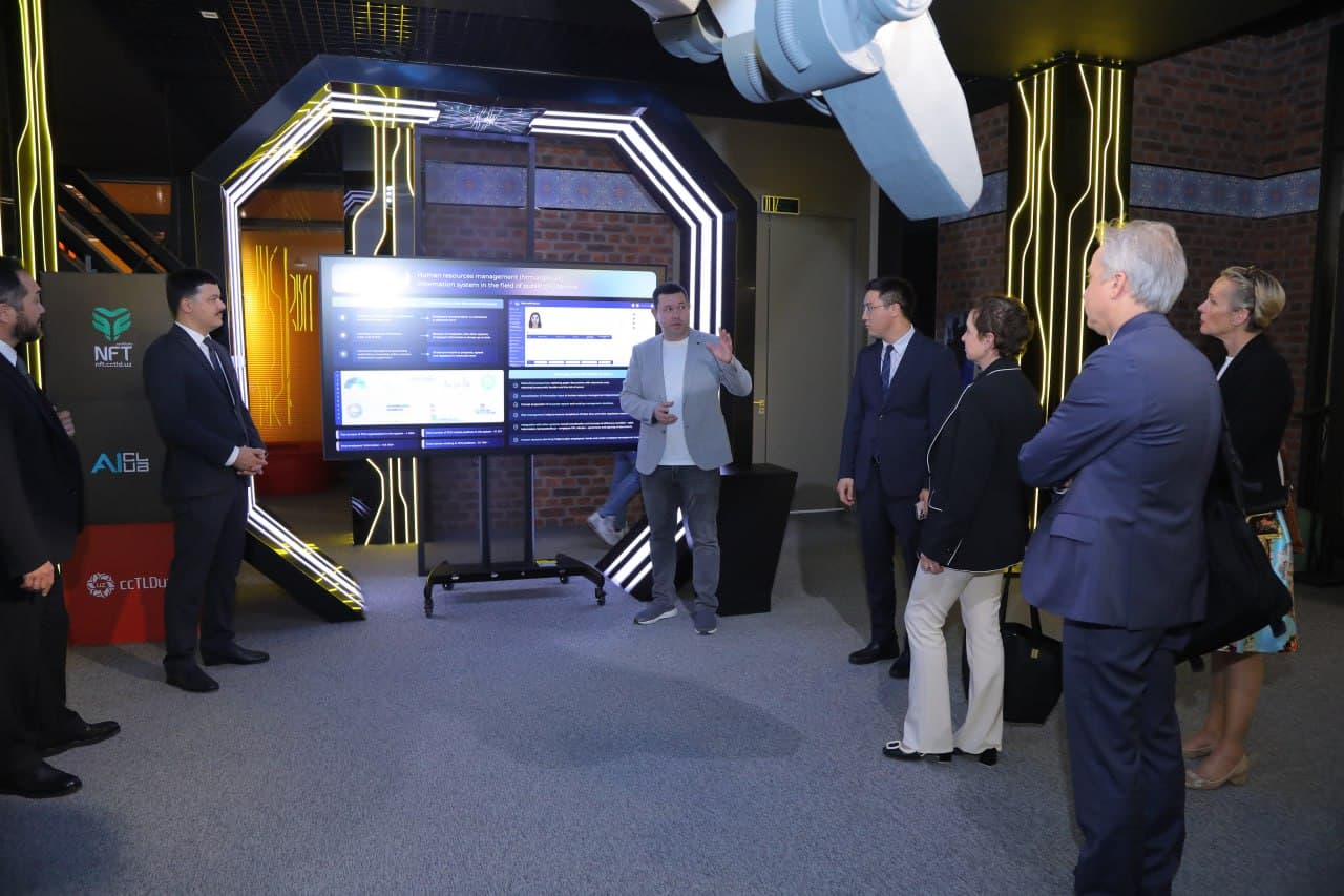 Shvetsiya delegatsiyasi IT Park Uzbekistan’ga tashrif buyurdi