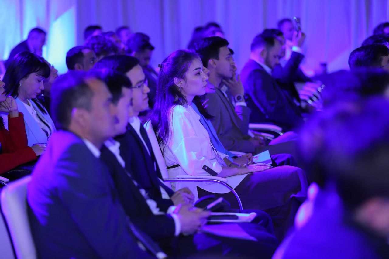 Toshkent xalqaro investitsiya forumi doirasida sun’iy intellekt va raqamli texnologiyalarga bag‘ishlangan sessiya o‘tkazildi