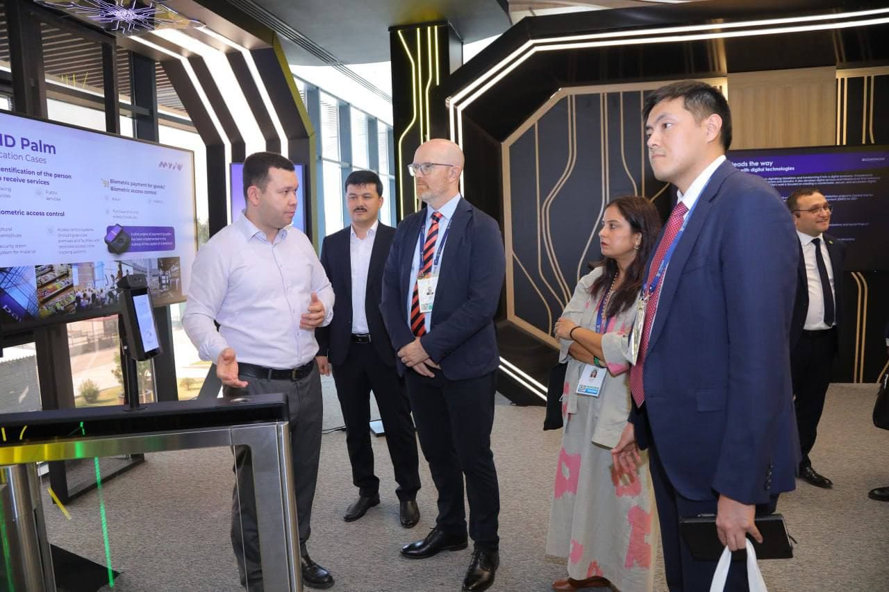 Meta Explores Strategic Cooperation with Uzbekistan’s Ministry of Digital Technologies During High-Level Visit to IT Park