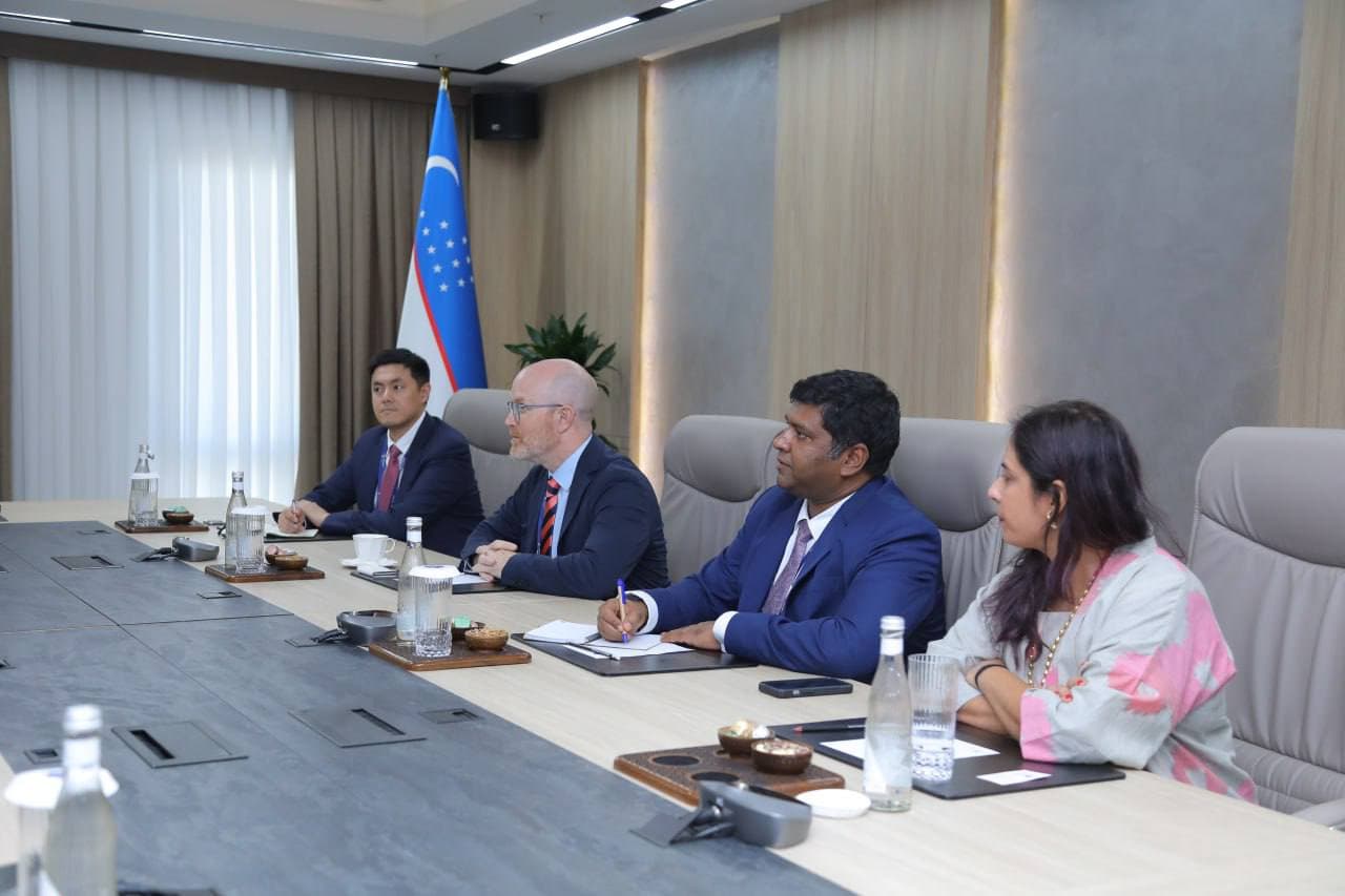 Meta Explores Strategic Cooperation with Uzbekistan’s Ministry of Digital Technologies During High-Level Visit to IT Park