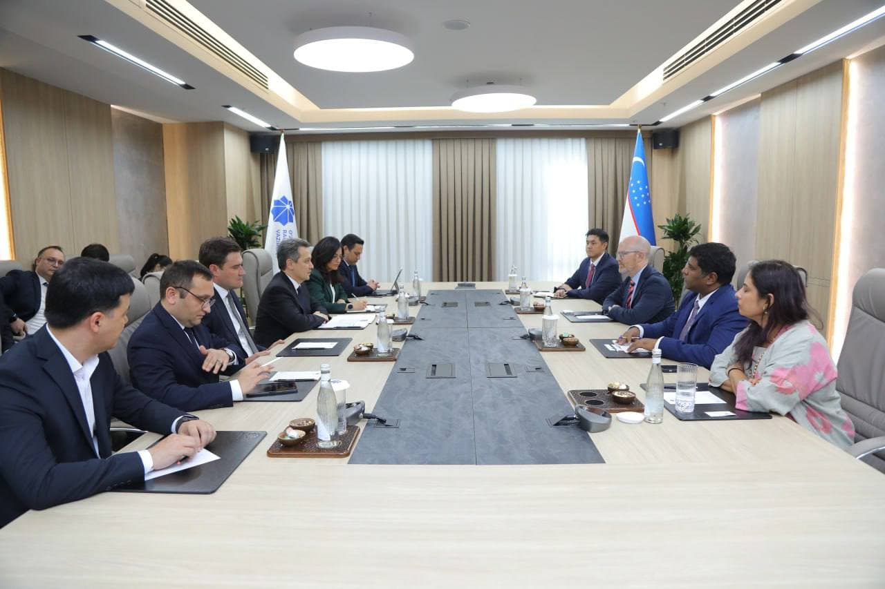 Meta Explores Strategic Cooperation with Uzbekistan’s Ministry of Digital Technologies During High-Level Visit to IT Park