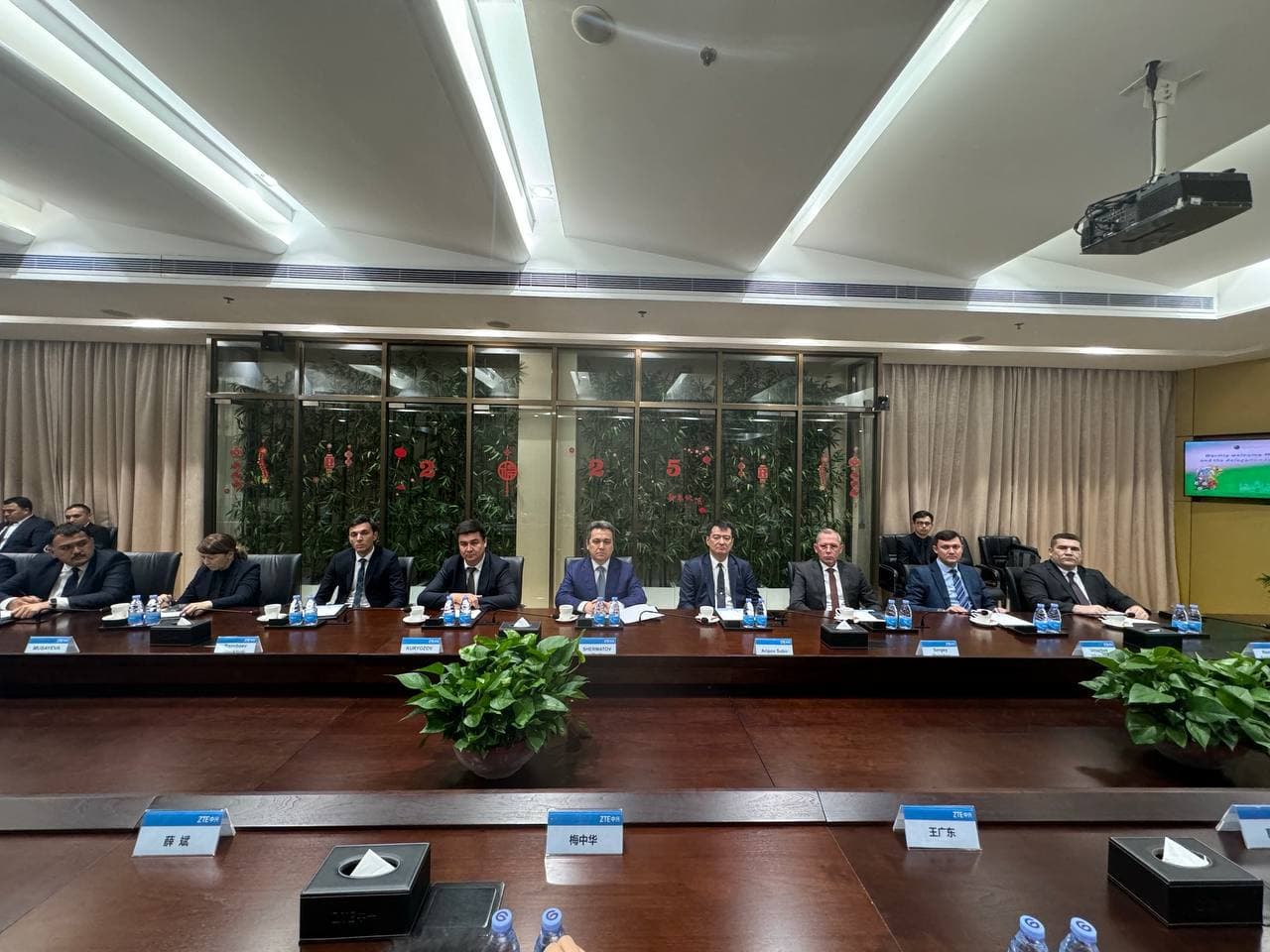 ZTE korporatsiyasi bilan hamkorlikni kengaytirishga qaratilgan uchrashuv o‘tkazildi