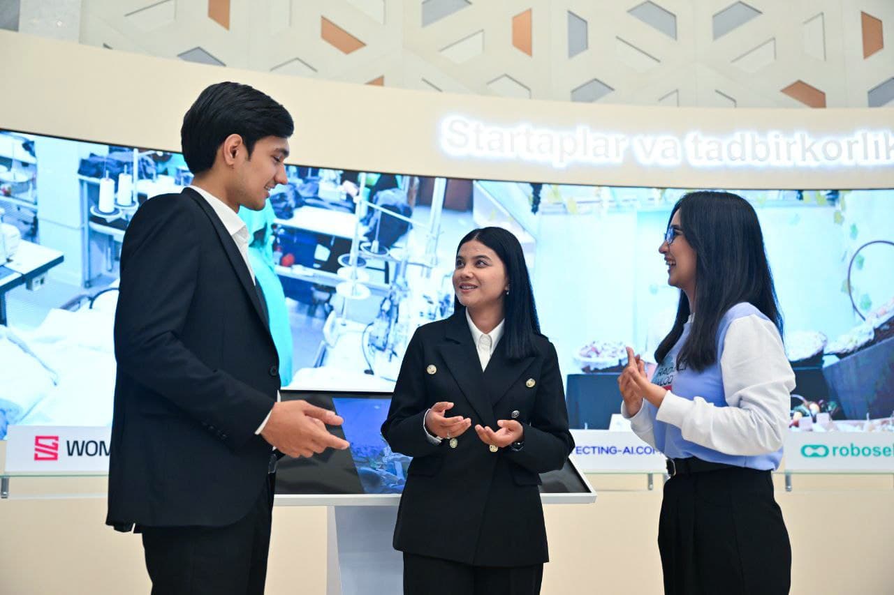 Bugun, Yoshlar kunida Prezident Shavkat Mirziyoyev yoshlar bilan uchrashuv o‘tkazadi hamda bir guruh yigit-qizlarga davlat mukofotlarini topshiradi