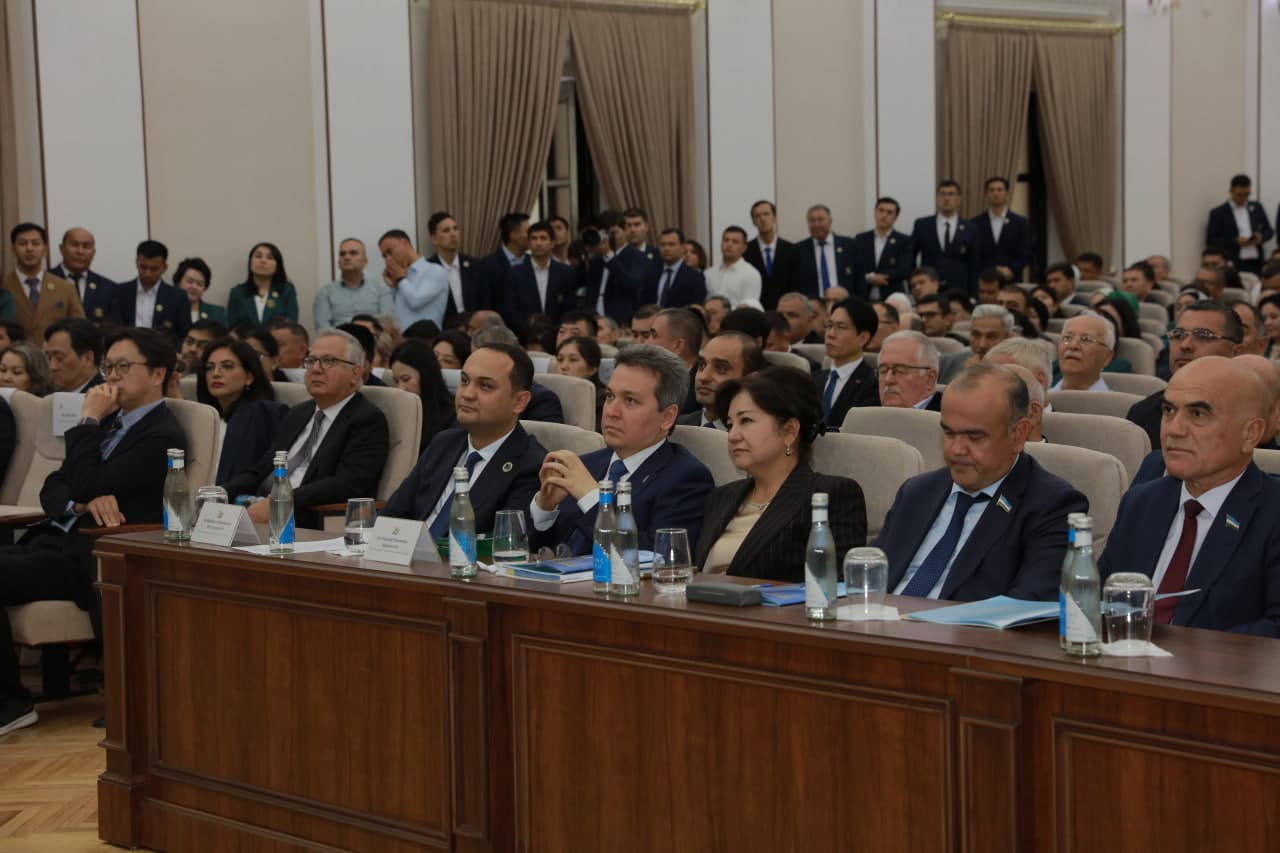 TUIT Marks 70th Anniversary with International Conference