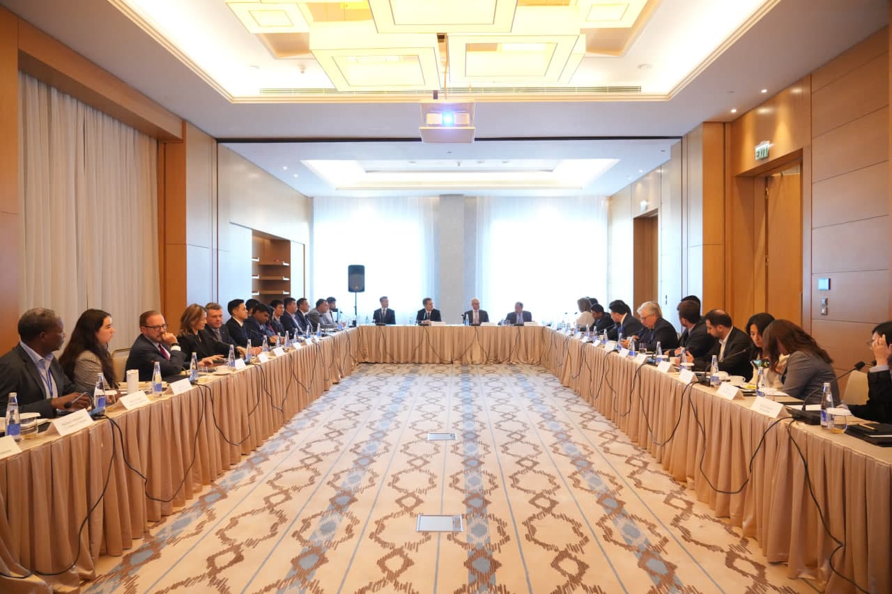 Minister of Digital Technologies Holds Meeting with Leading U.S. Companies