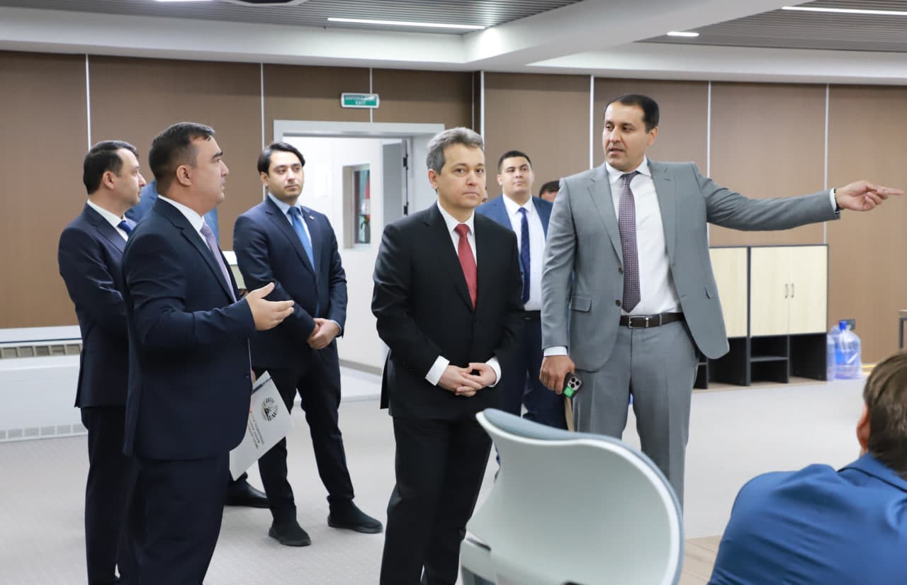 Tojikistonning Innovatsiyalar va raqamli texnologiyalar agentligi bilan raqamli transformatsiya sohasida hamkorlikni kengaytirish masalalari muhokama qilindi