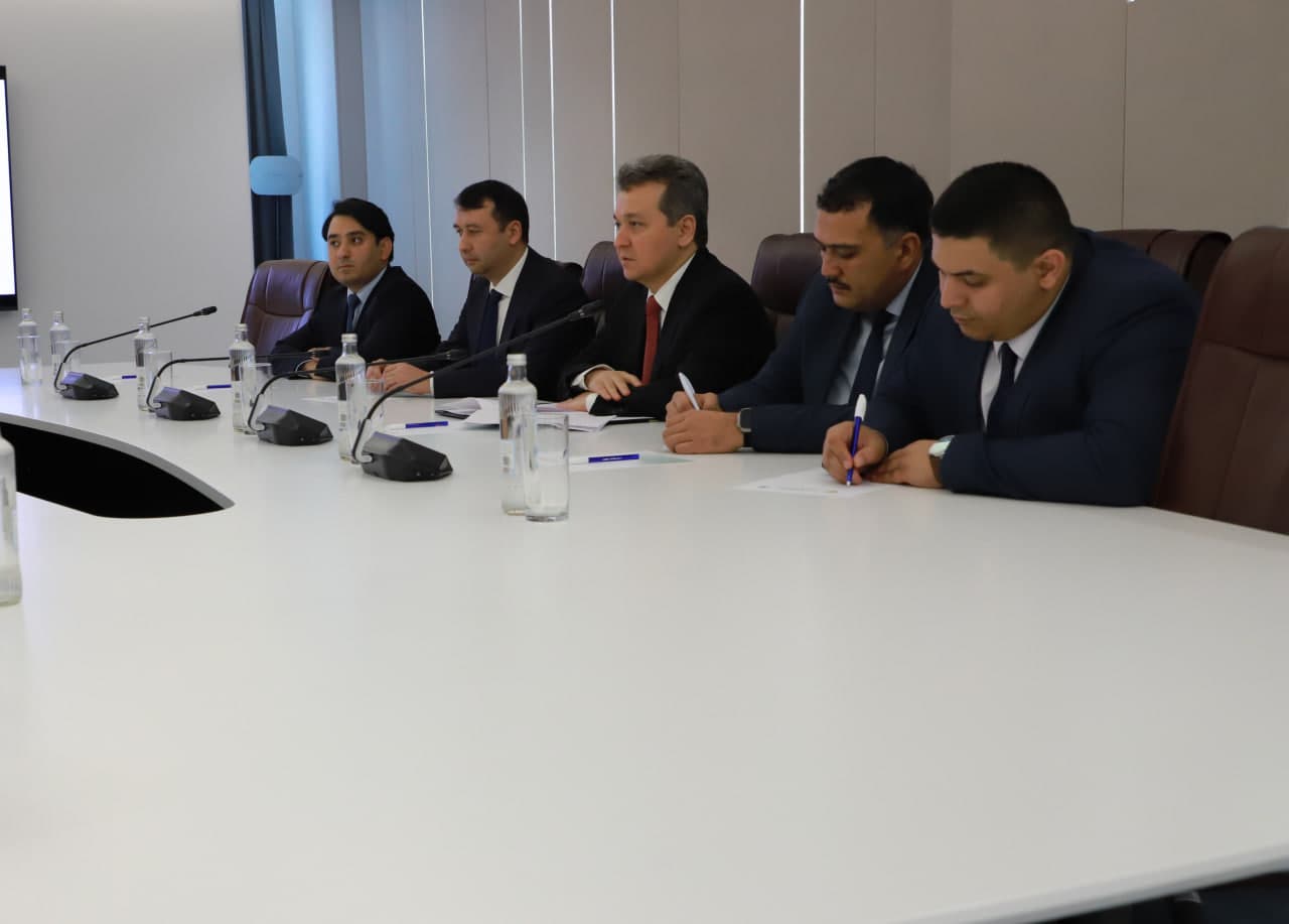 Tojikistonning Innovatsiyalar va raqamli texnologiyalar agentligi bilan raqamli transformatsiya sohasida hamkorlikni kengaytirish masalalari muhokama qilindi