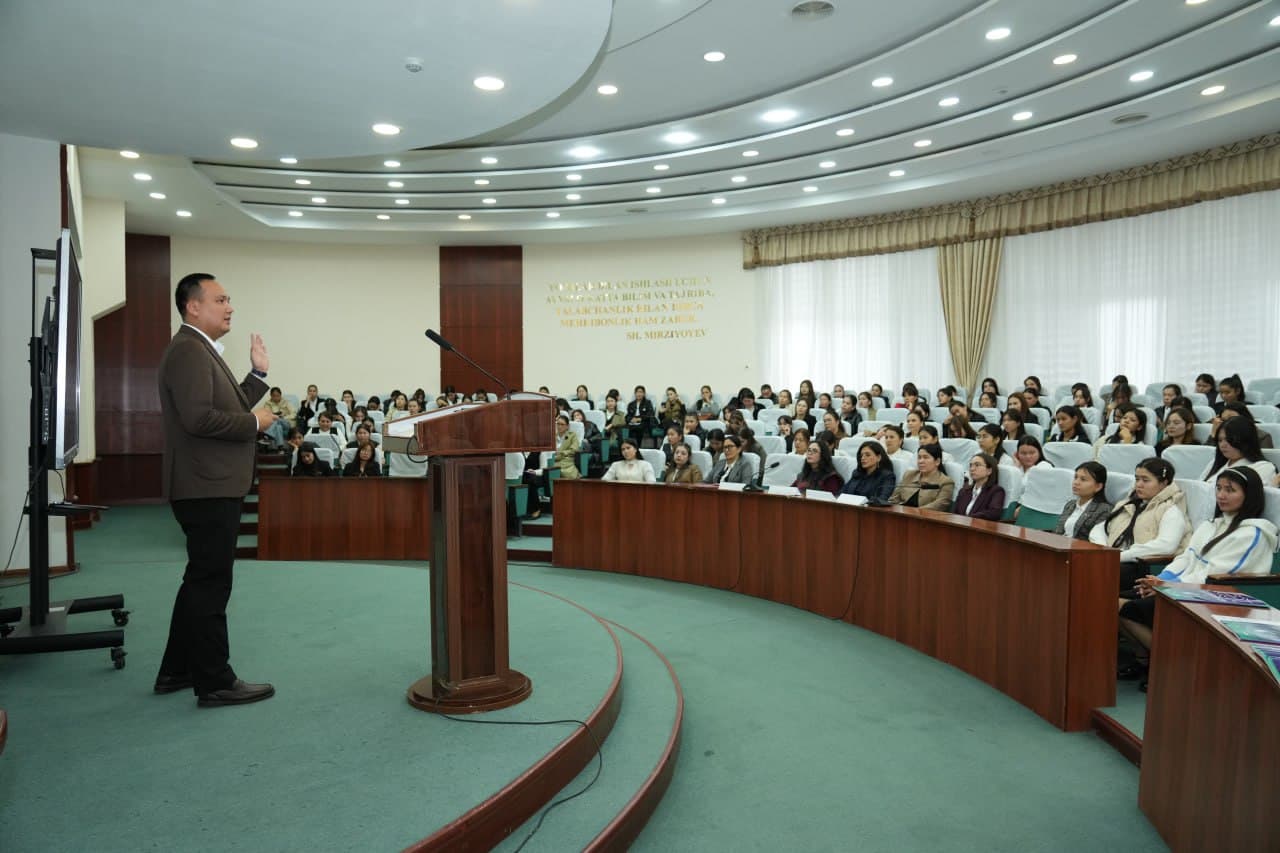 Qoraqalpog‘iston Respublikasida “Raqamli dunyoda xotin-qizlar ishtiroki va IT sohasidagi imkoniyatlar” forumi bo‘lib o‘tdi