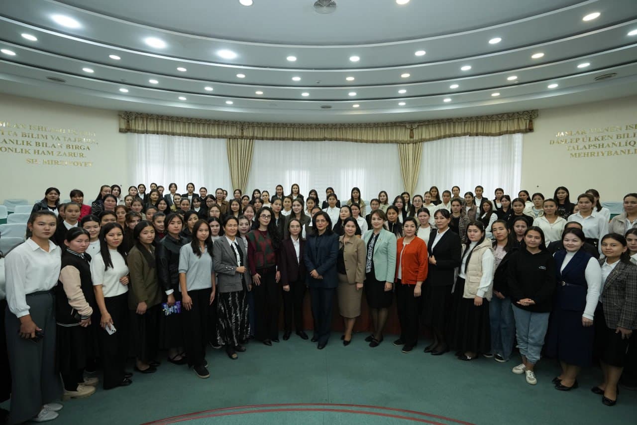 Qoraqalpog‘iston Respublikasida “Raqamli dunyoda xotin-qizlar ishtiroki va IT sohasidagi imkoniyatlar” forumi bo‘lib o‘tdi