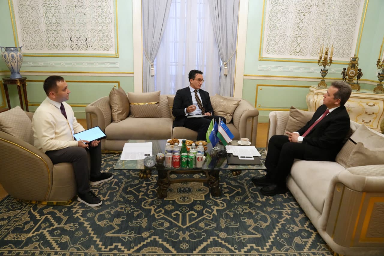 Министерство цифровых технологий Узбекистана обсудило перспективы сотрудничества с представителем Центра MIT Kuo Sharper